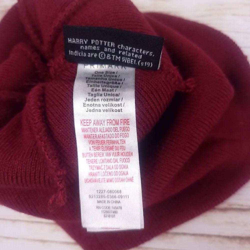 Harry Potter Gryffindor Winter Beanie Hat